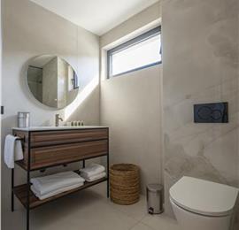 Selection of 5 bedroom seafront villas with heated pool on Ciovo near Trogir, sleeps 10